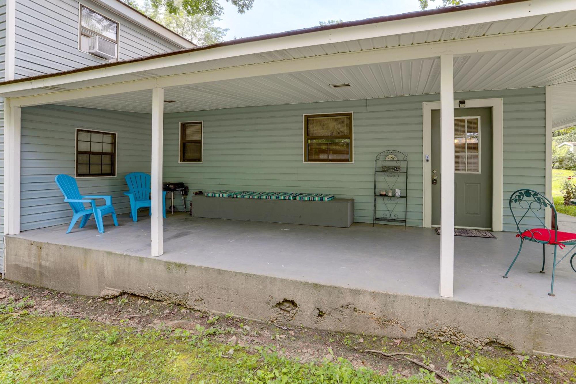 The Lakehouse Lovely Wappapello Country Home! Exterior photo