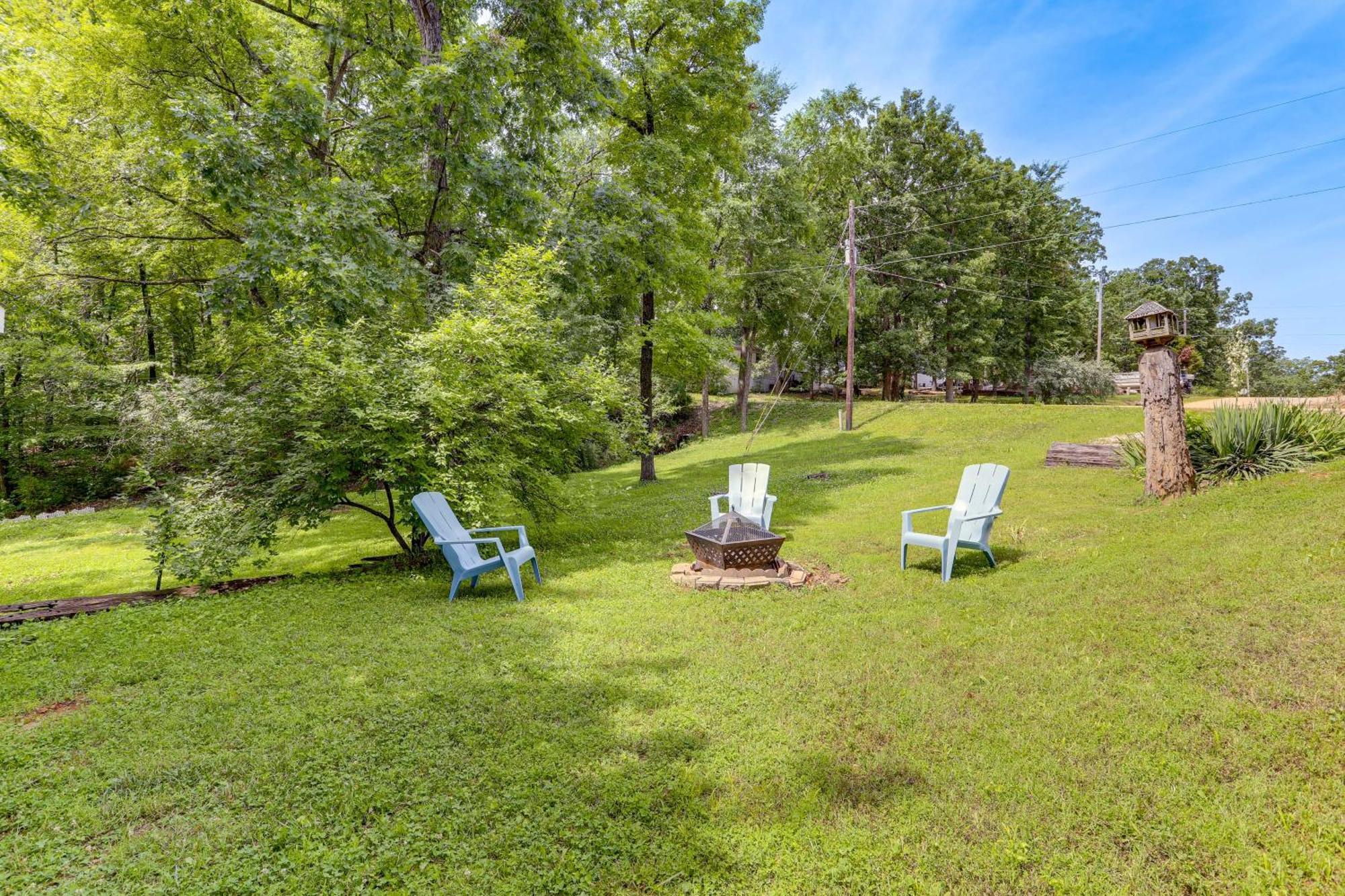 The Lakehouse Lovely Wappapello Country Home! Exterior photo